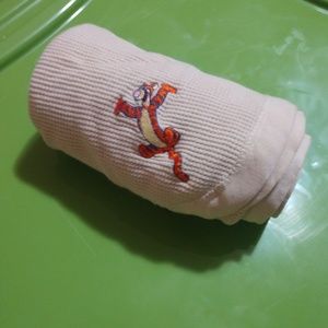 Disney Tigger Yellow Thermal Blanket